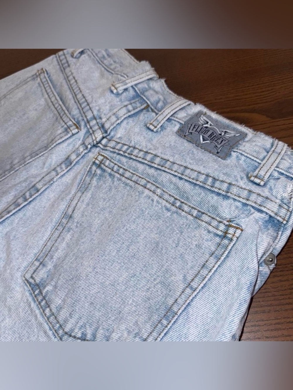 Vintage 90s Fluid Blues Light blue denim long baggy shorts - Picture 3 of 8